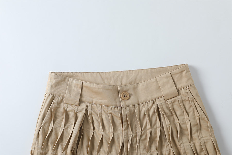 Pleated Sandler Short