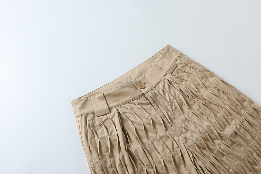 Pleated Sandler Short