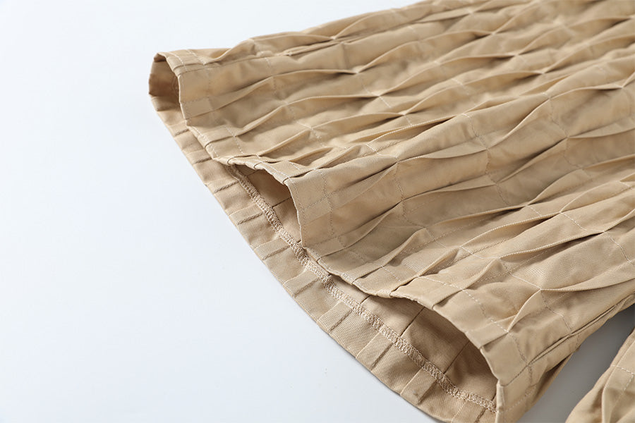 Pleated Sandler Short
